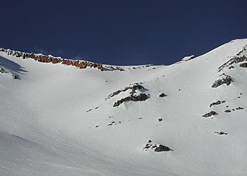 Mount Shasta The view up Avalanche Gulch from 10,400 feet. PHOTO: NASTC