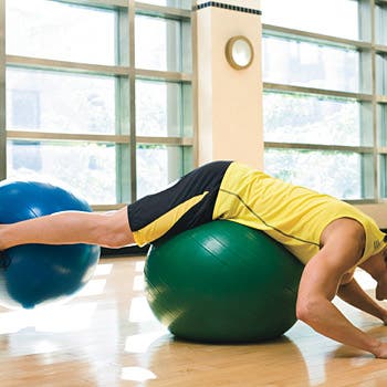Lower back strengthening exercise: Reverse lift on an exercise ball