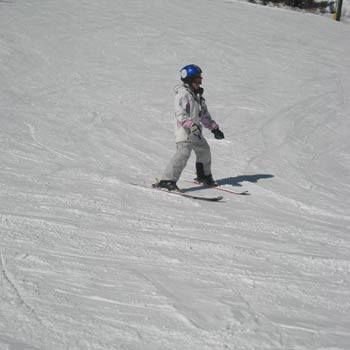 On the Hill Victoria finishes up her final run at Winter Park, CO on March 16, 2008, a full year after she started her journey to raise awareness about Melanoma.…