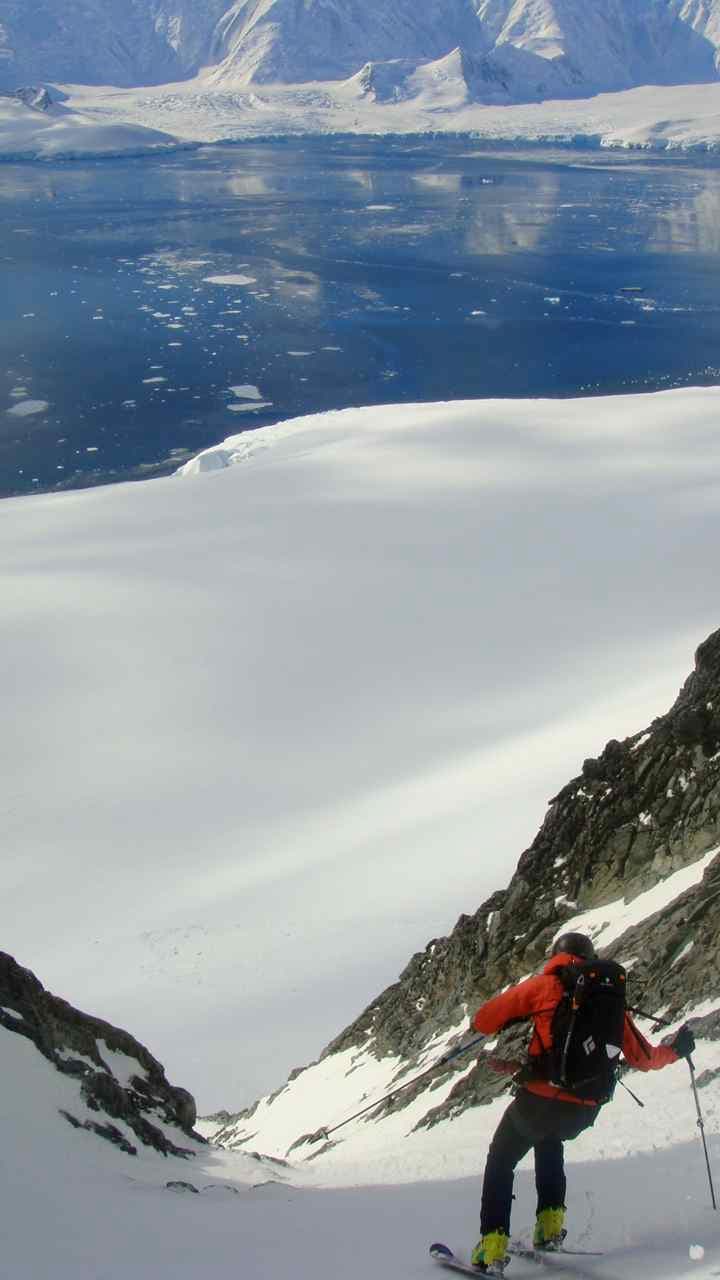 Rando Steve in lower third of chute on Weincke with   Neumeyer channel in background