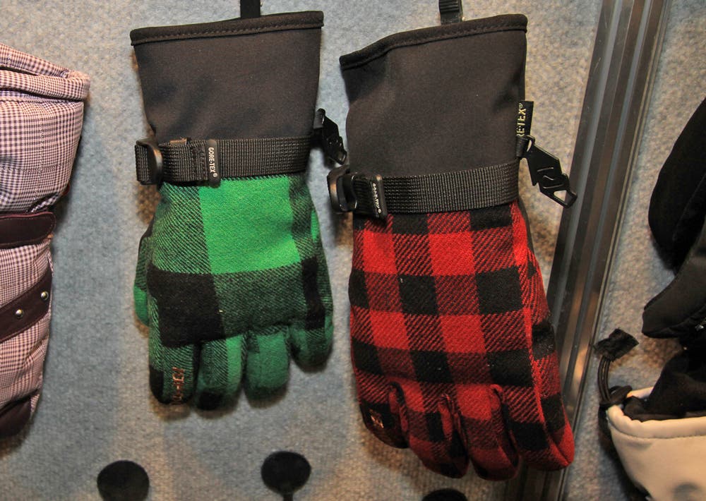 Kombi UC Gore Glove These gloves appeal to the lumberjack in all of us. They’ve got a wool/polyester blend shell with Gore-Tex, Bamboo, and X-Loft insulation. They have…