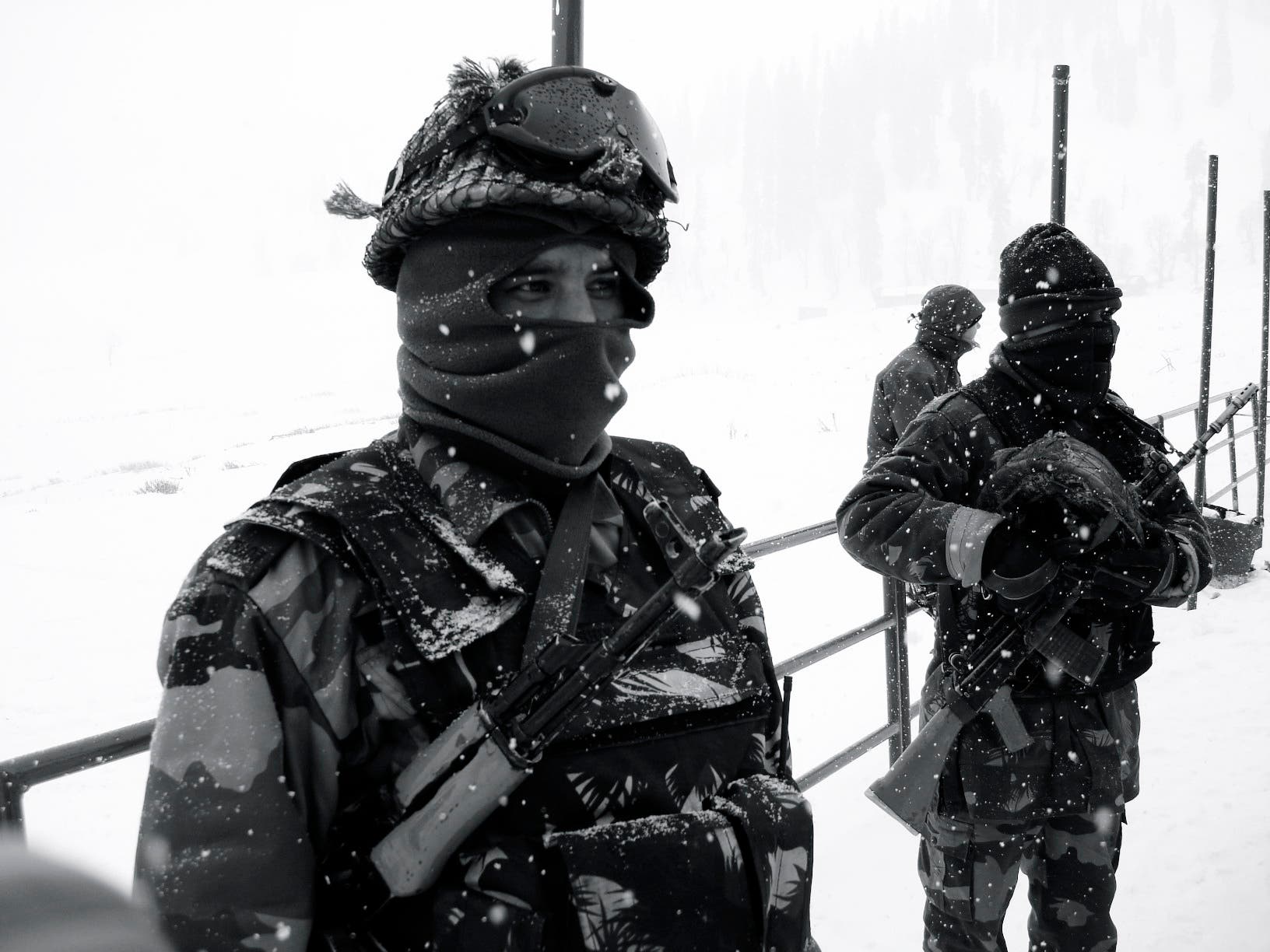 More Military I know that I keep talking about the military in Kashmir but they are everywhere. From in the lift line to in town milling around. They all seem to…