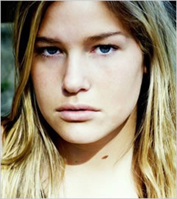 An Interview with Sara Mancuso (Julia's Little Sister)