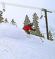 Farm Stays in Iceland As the homebase for our ski touring trip, we stayed in a guesthouse located on a small farm near Dalvík. Frozen, purebred Icelandic ponies lived…