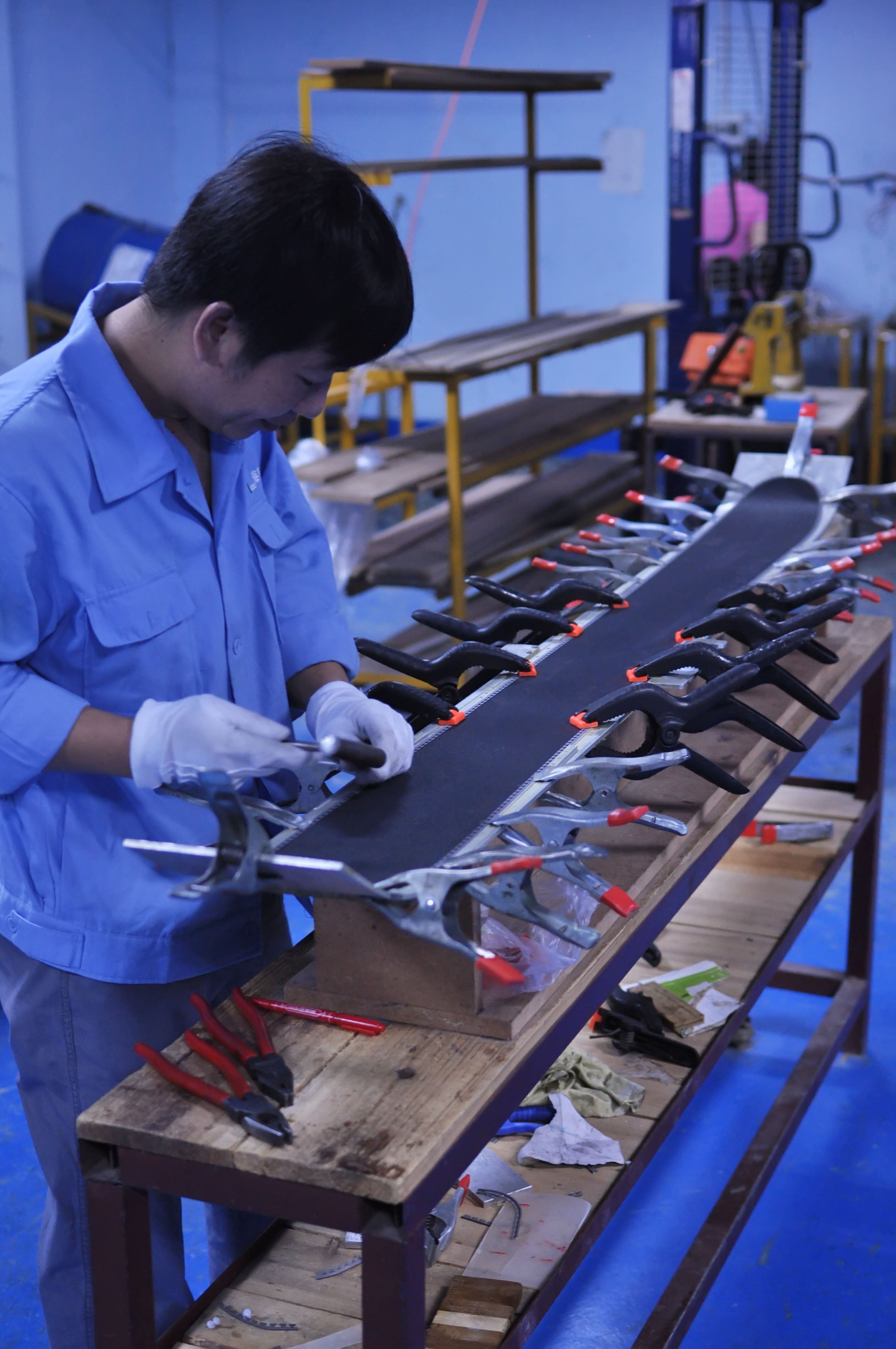 Ski Logik: Handmade in Hainan