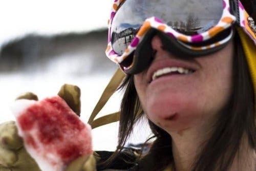 Keri Herman Keri, Grete, and Meg Olenick regularly film webisodes that they post to ColdAsIce.tv. Keri tweets about her travels, competitions, and late-night…