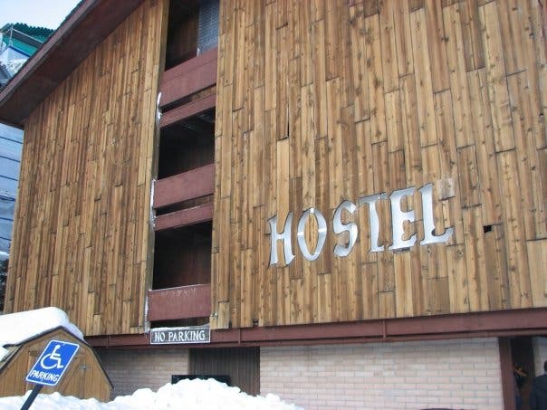 Sleep: The Hostel The Hostel in Jackson Hole is cheap, comfy, and most importantly, slopeside (and barside—it’s right behind the Mangy Moose). There’s a lounge room…