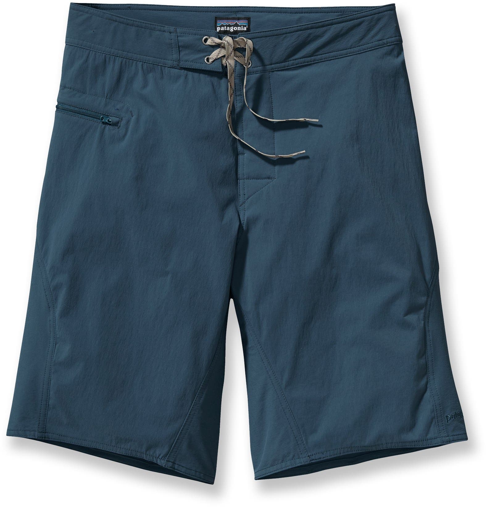Patagonia Stretch Wavefarer Board Shorts Layering can be a bit tricky in the spring. Mornings start cold, but once the sun peeks over the ridgeline, the mountain gets set to broil. We…