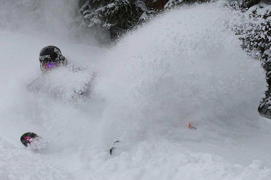With over 15 inches in the last 72 hours, Loveland is getting good, and it's still snowing.Skier: Doug EvansPhotographer: Dustin Schaefer…