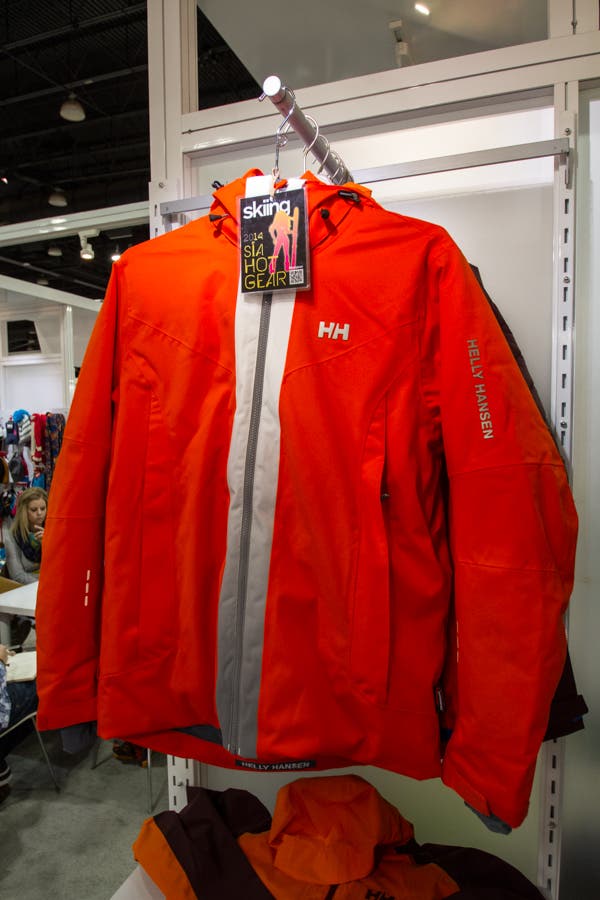 A resort jacket that can handle out-of-bounds detours with HH's ventilating H2Flow technology and body mapping insulation.