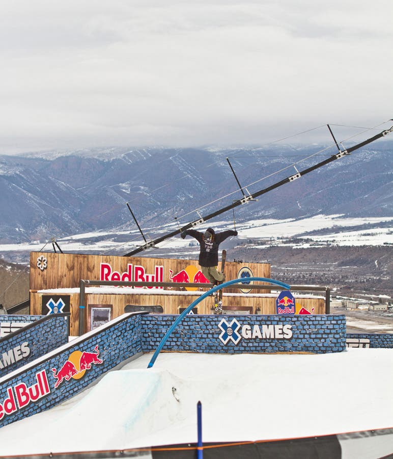 Although Matt Walker was another skier who missed qualifying for finals, he showed creativity with this transfer nose tap.