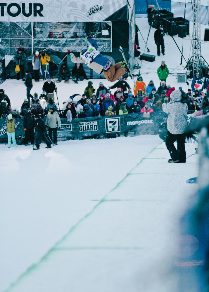 David Wise likes to keep it casual in practice, throwing back scratchers and screamin' semen's all the way down the pipe.