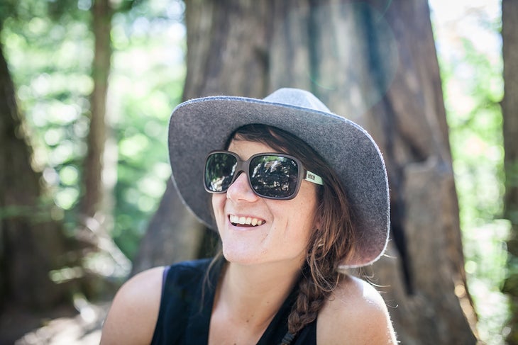 Leah Evans Initially, Canadian freeski champ Leah Evans wrote Lynsey Dyer a check on behalf of Girls Do Ski, an organization that leads freeski camps for women…
