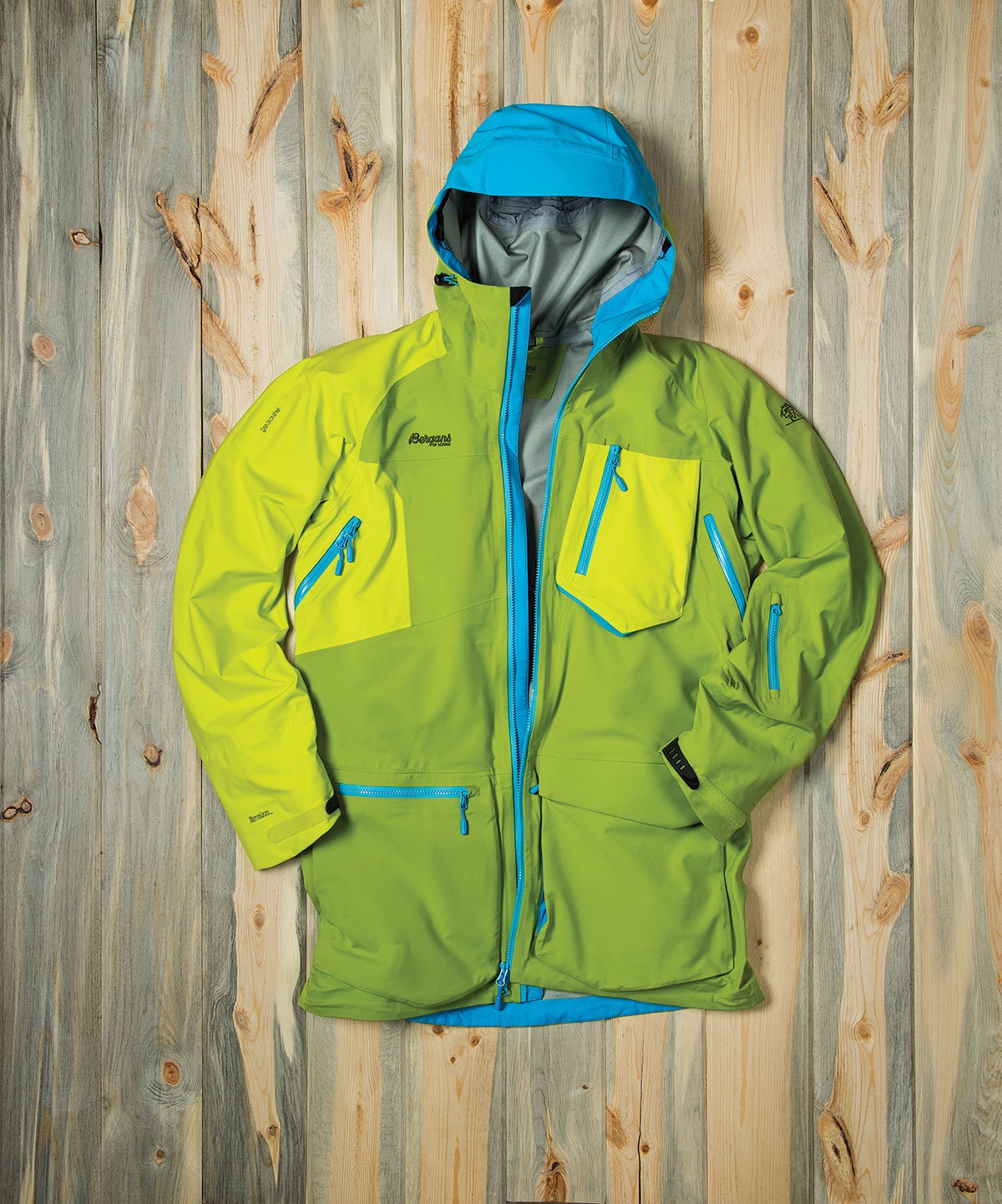 Top 23 Ski Jackets of 2015