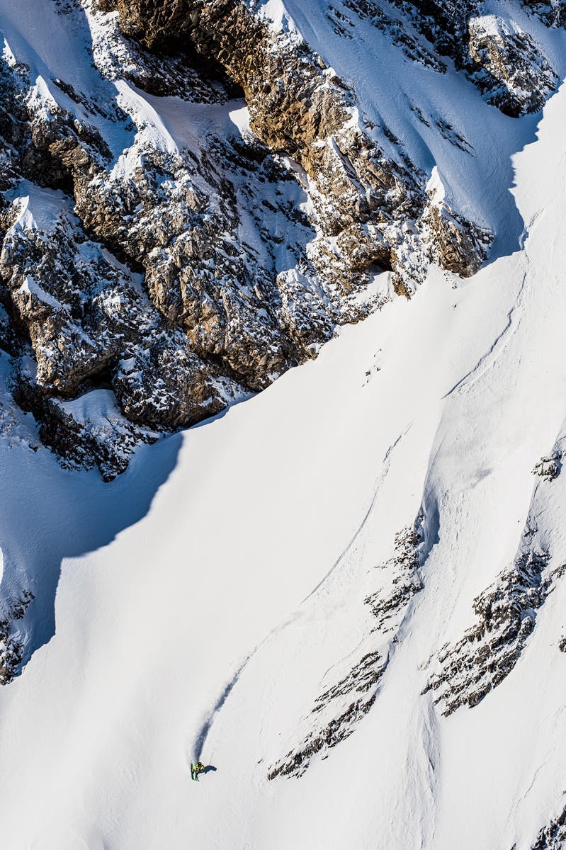 Pinning Tyler pins a couple big and confident turns down Mount Olympus following a scary encounter with a large slide earlier in the day.