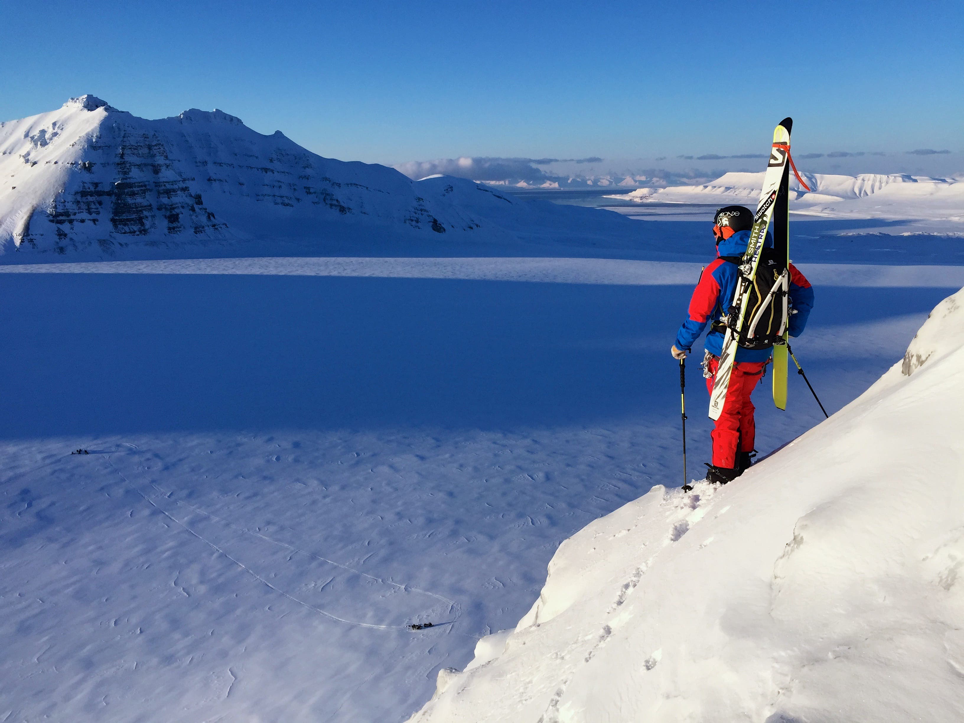 salomon eclipse skiing Escape 68 Outback Skis  2023  190 cm and BC Outside binding Behind Salomon Freeski TV's Eclipse