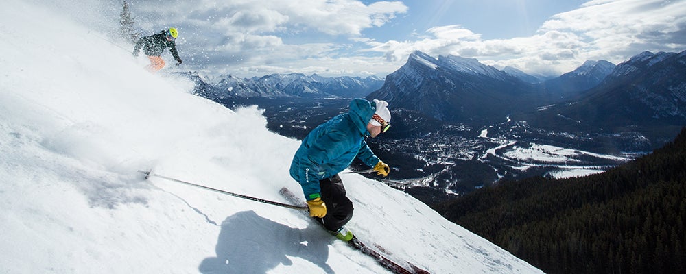 Your Complete Guide to Skiing at Lake Louise, Alb. - Ski Mag