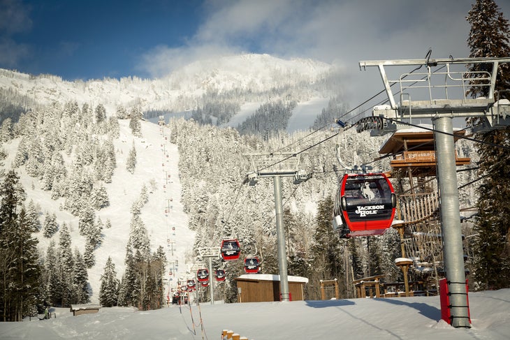 20161217_es_sweetwater_opening-3_0.jpg None