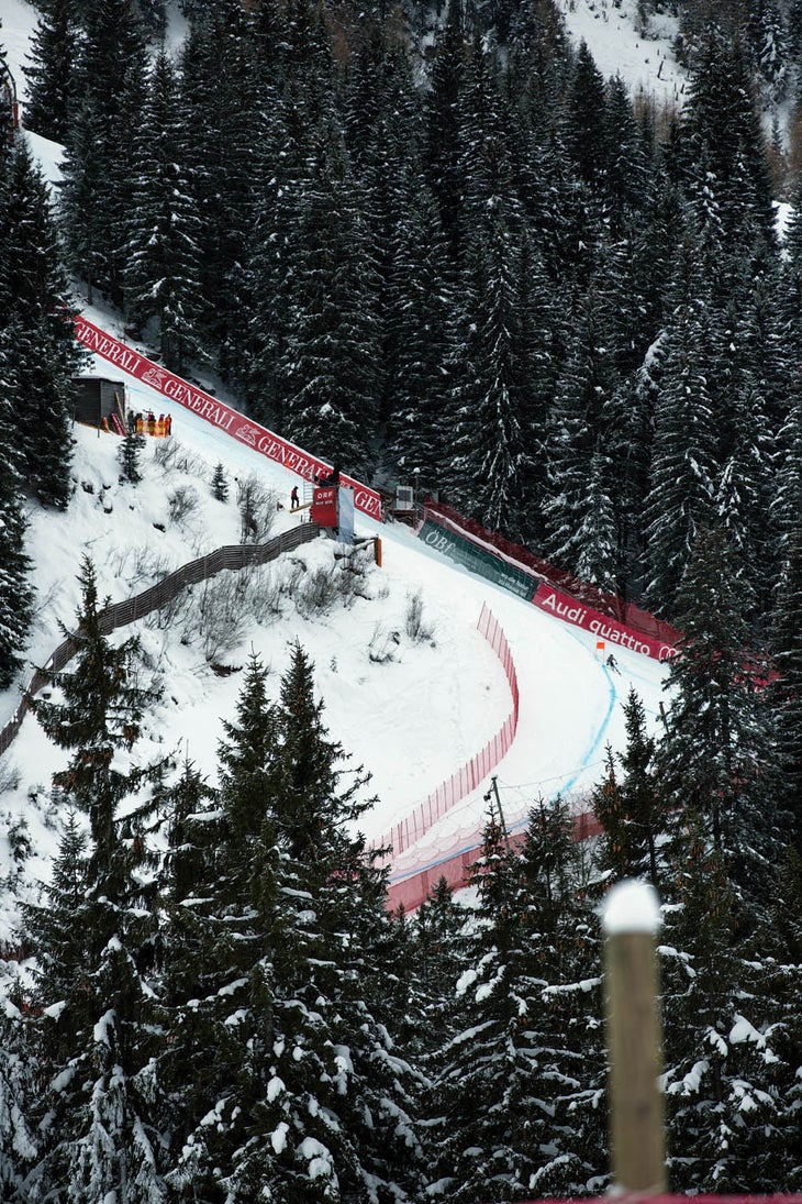 SKI_Hahnenkamm_CREDIT_BaileyLaRue_11.jpg None
