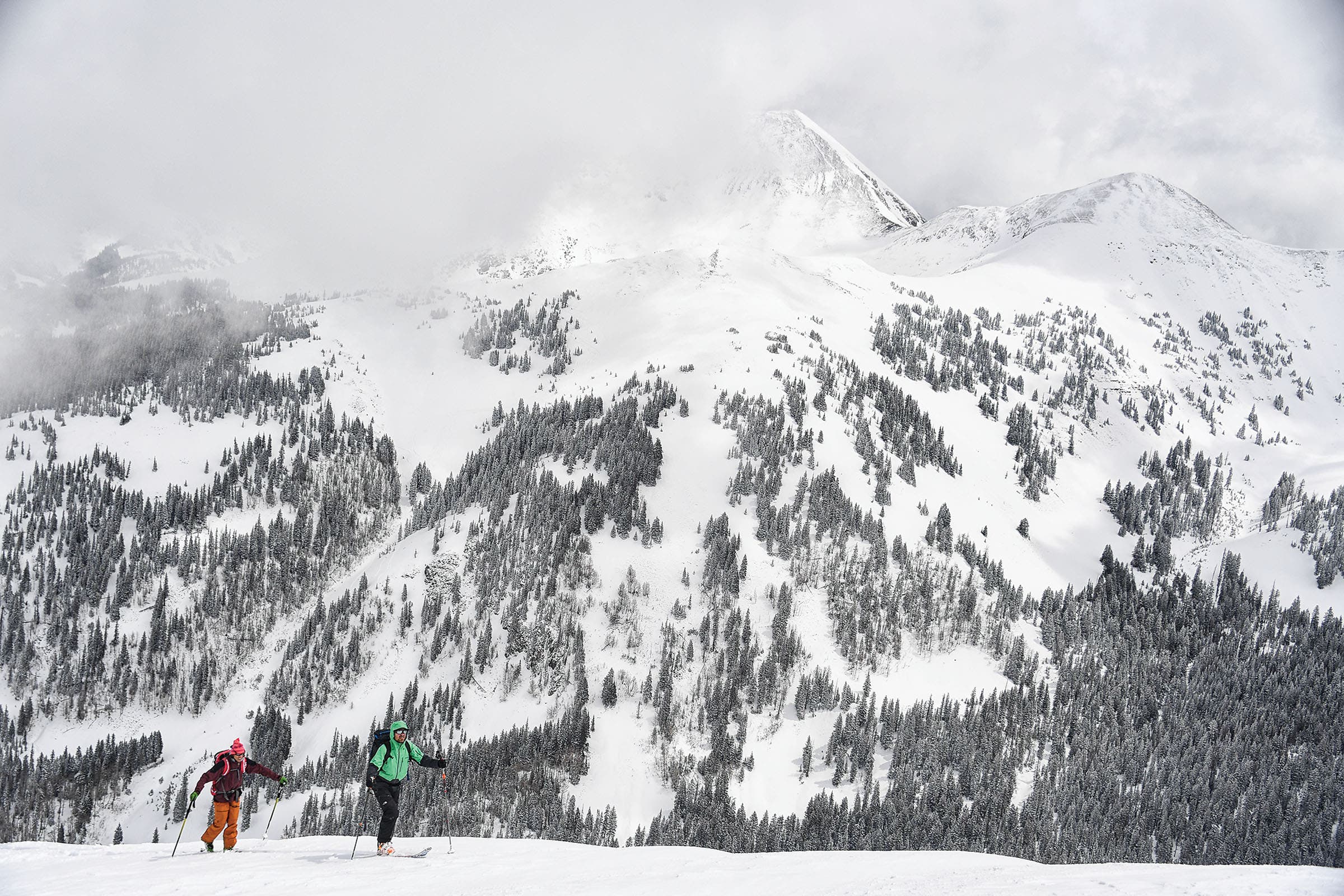 Skiing_LaSals3_CREDIT_LeeCohen None