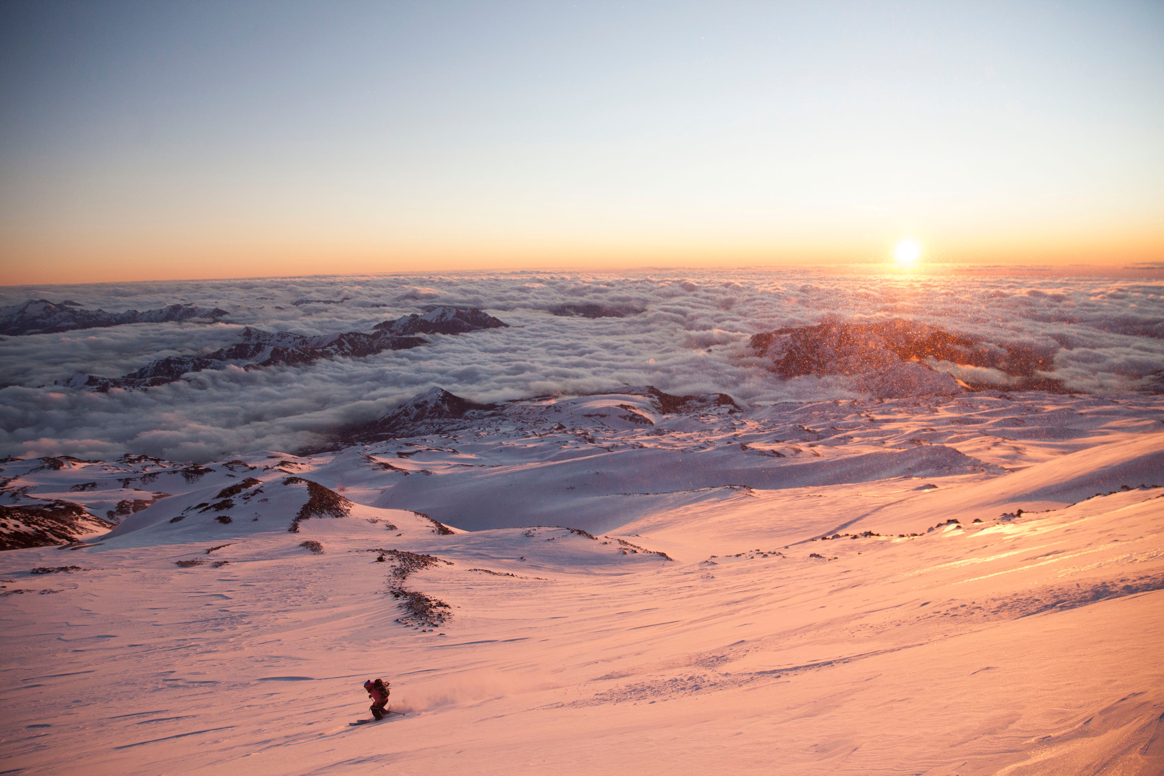 SKG0117_CHILE01_LeslieHittmeier Alex milks the Southern Hemisphere sunset.