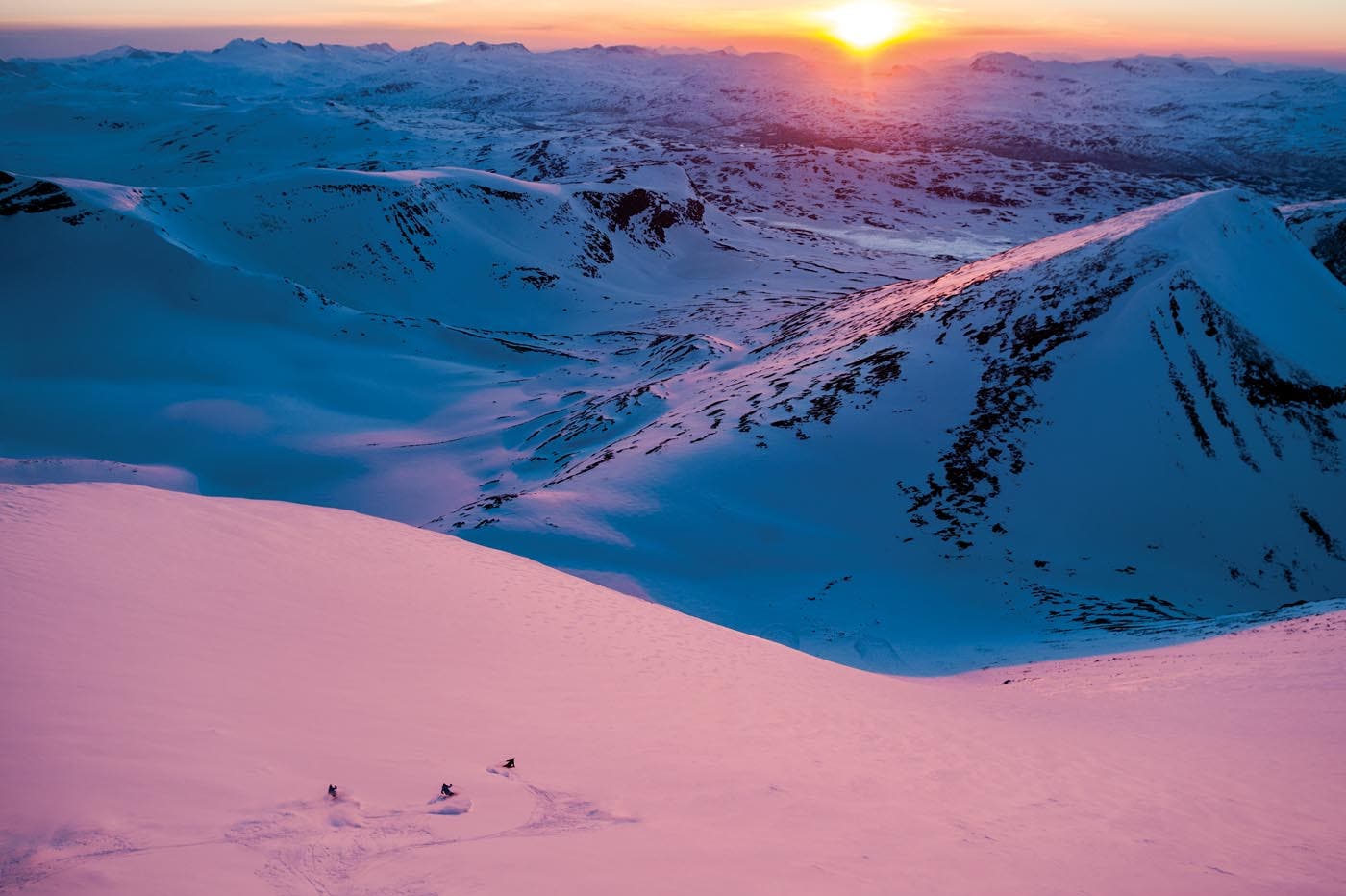 SKI0217_Between07 None