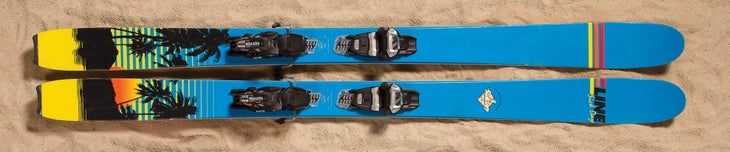 SKI_StyleNeon04_CREDIT_KeriBascetta None