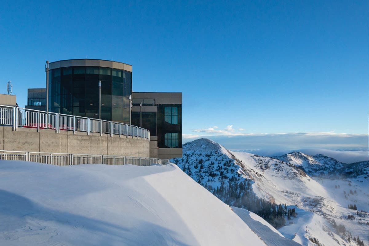 skimag-travel-snowbird-CourtesyofSnowbird-2 None