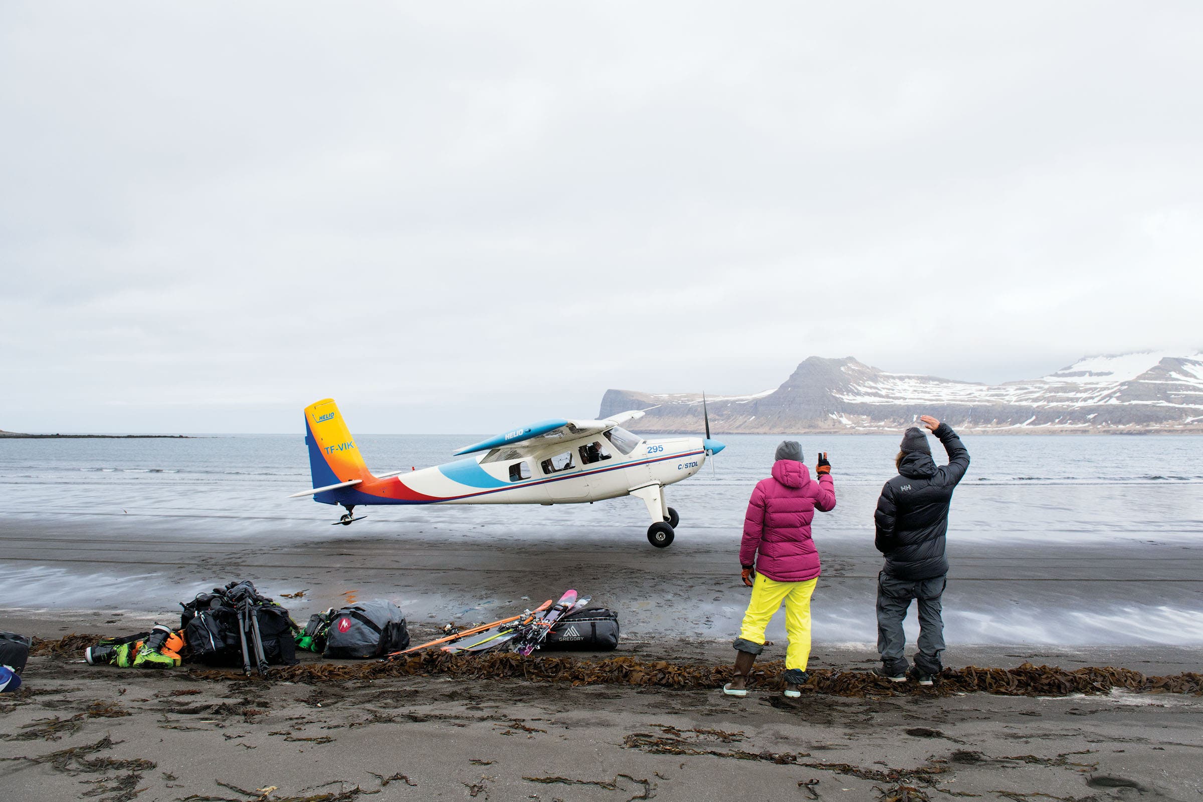 SKI_Iceland03_CREDIT_MikeSchirf None