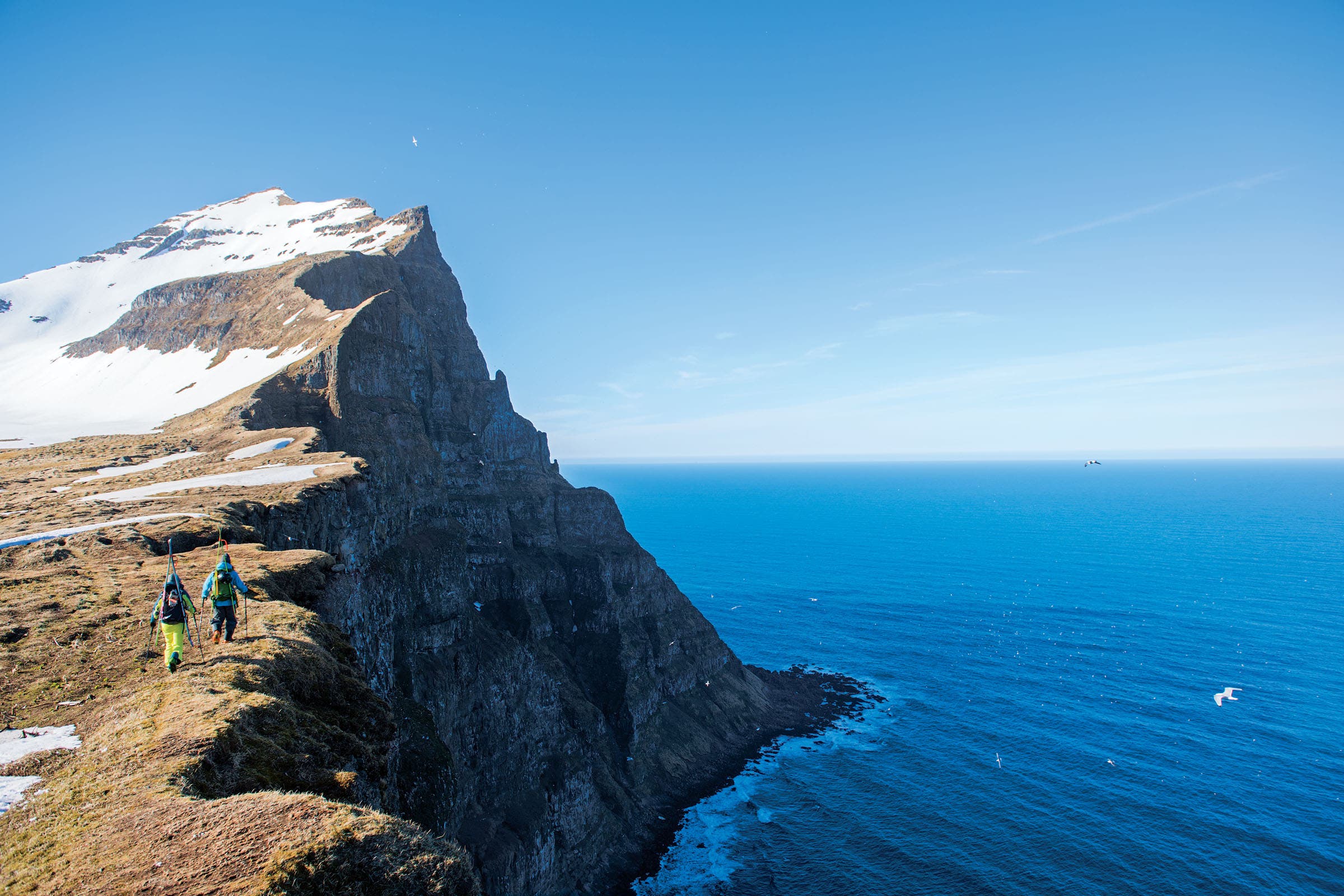 SKI_Iceland08_CREDIT_MikeSchirf None