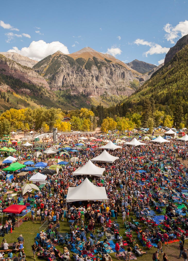 Banff Yoga Festival Returns for a 5th Year of Yoga, Mountain