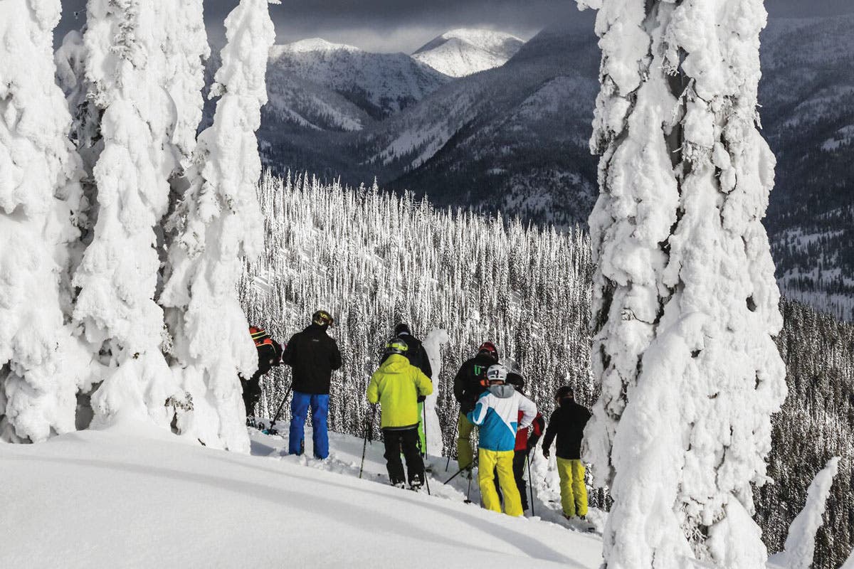 SKI1117_UTL_GNPG3_Courtesy great northern powder guides group shot