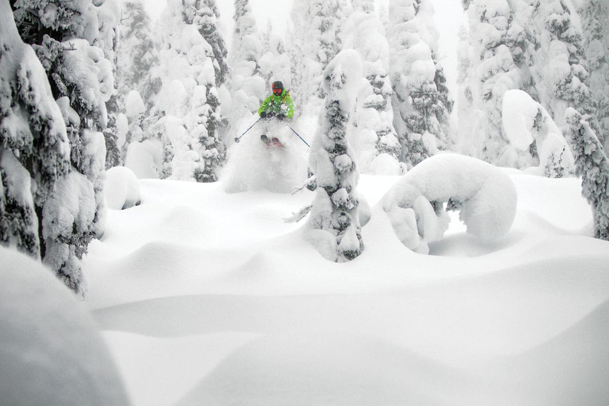 SKI1117_UTL_GNPG_Courtesy great northern powder guides powder shot