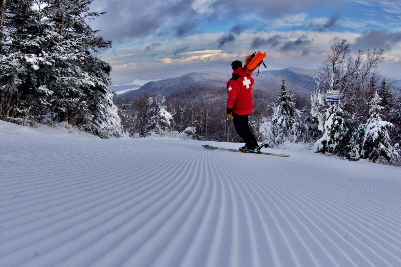Mount-Snow-Service-web No. 5: Mount Snow, Vermont
