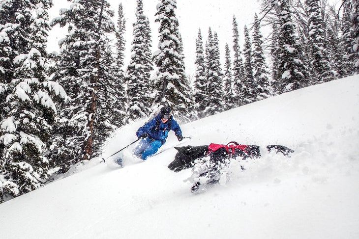 SKI1217_CabinsCompanions_16_kb Gru and Aseltine revel in great powder conditions during their Wintertux adventure.