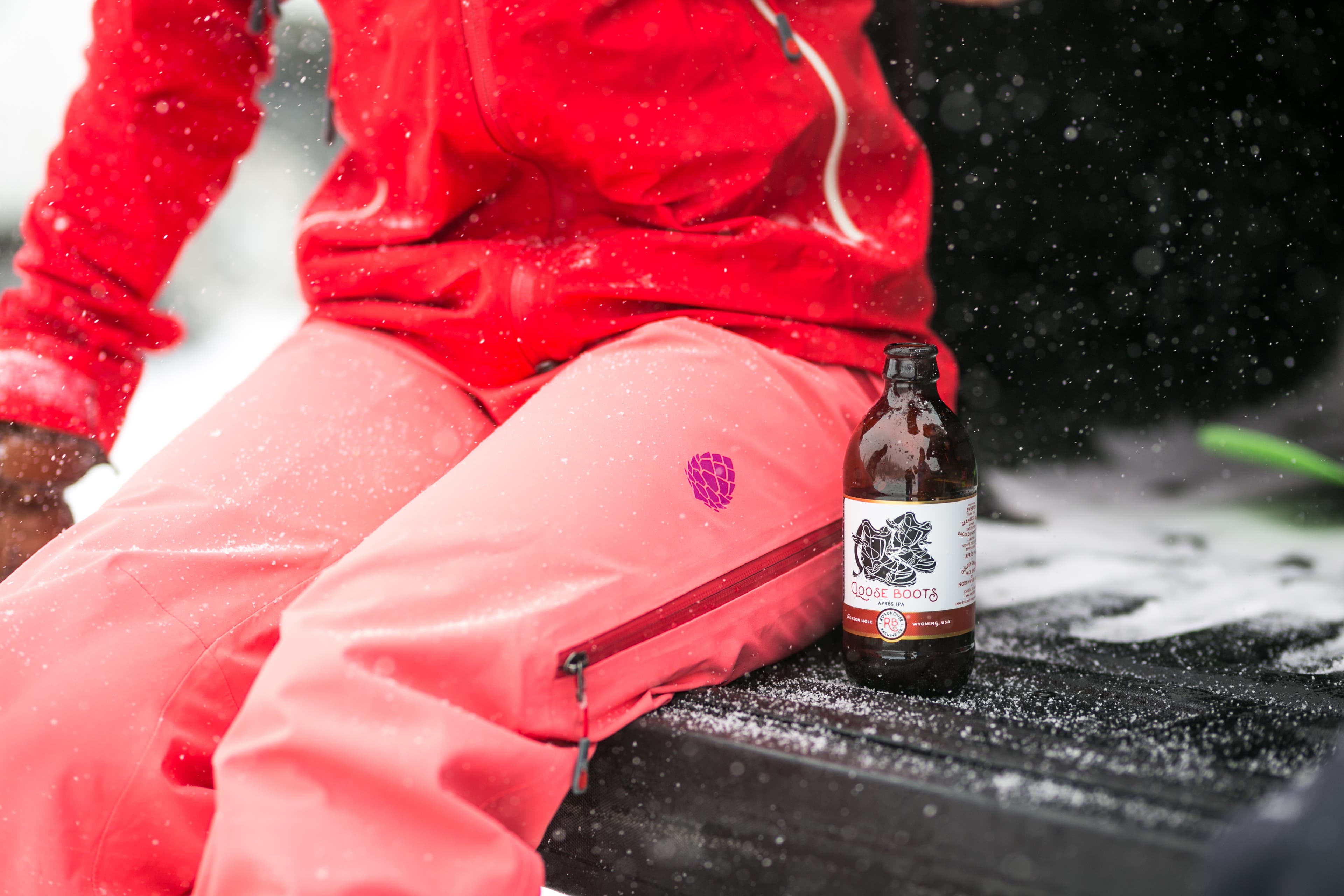 Lobozzo_Peter-205%5b1%5d%5b3%5d A beer after a day of skiing is simply poetic.