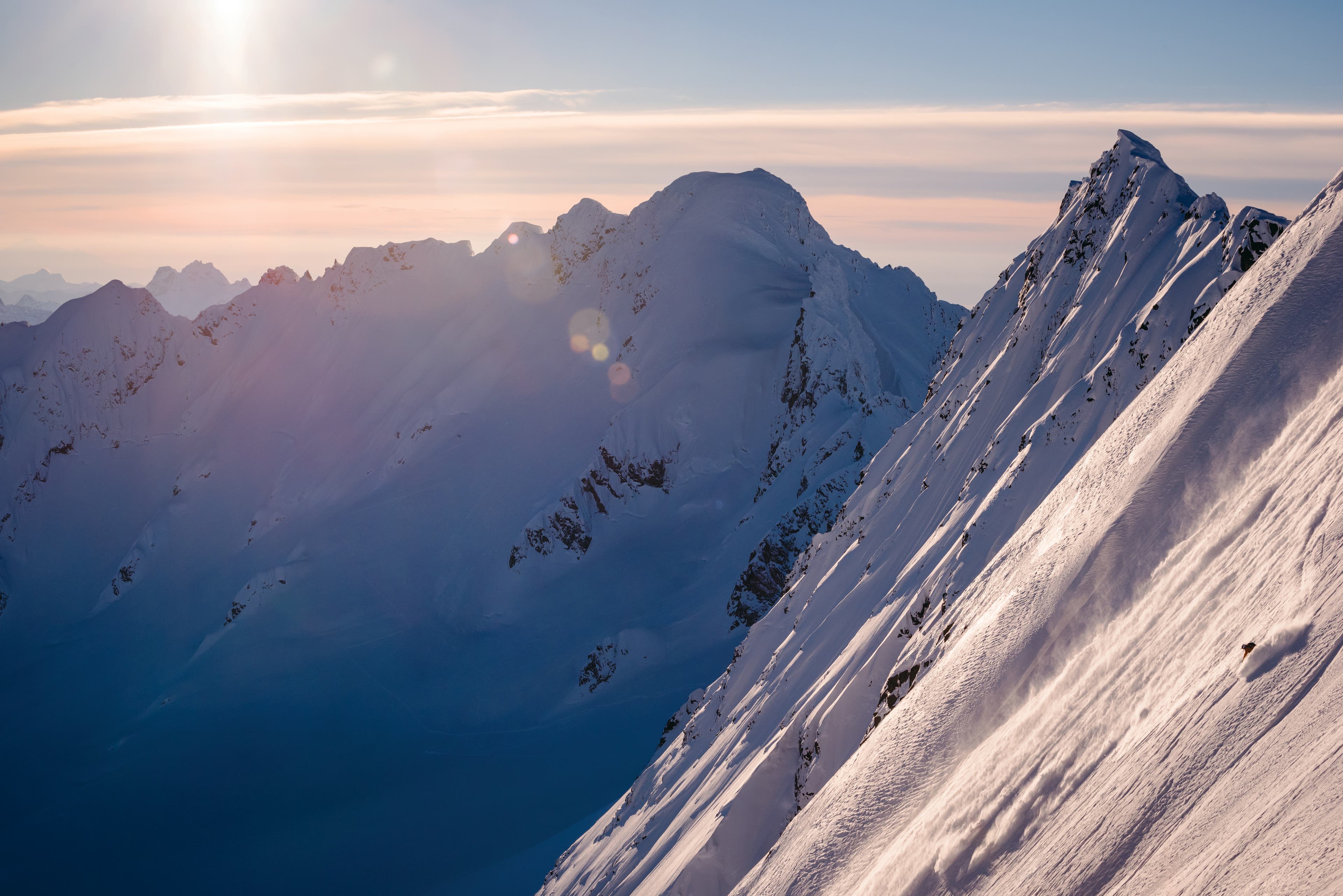 SKI1217_FOC1_creditReubenKrabbe_kb JUST WITHIN REACH British Columbia’s Tantalus range can be seen from the Sea to Sky Highway en route to Whistler, but getting to it is not as easy as…