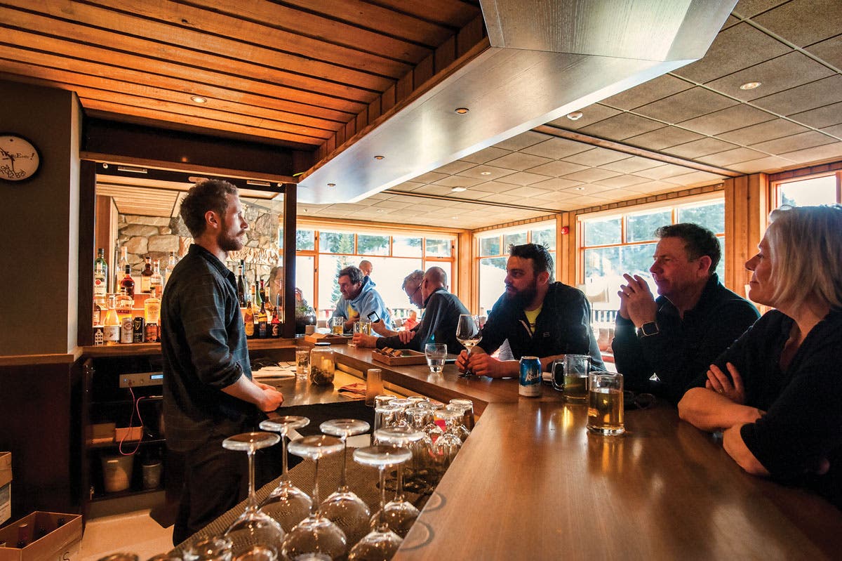 SKI0119-CMH2-byCrystalSagain_S None