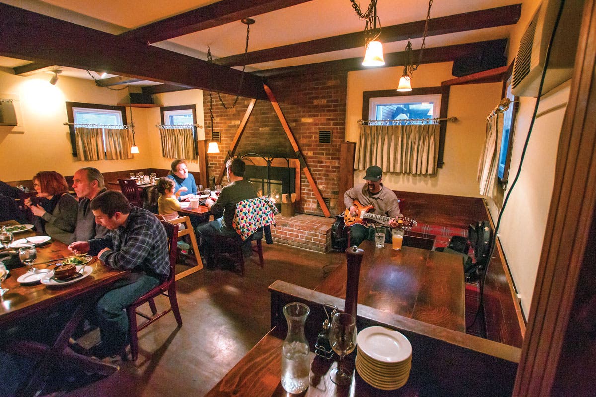 Hearth and Candle, in the base village , is a favorite for its refined comfort food, cozy ambience, and live entertainment on select evenings.