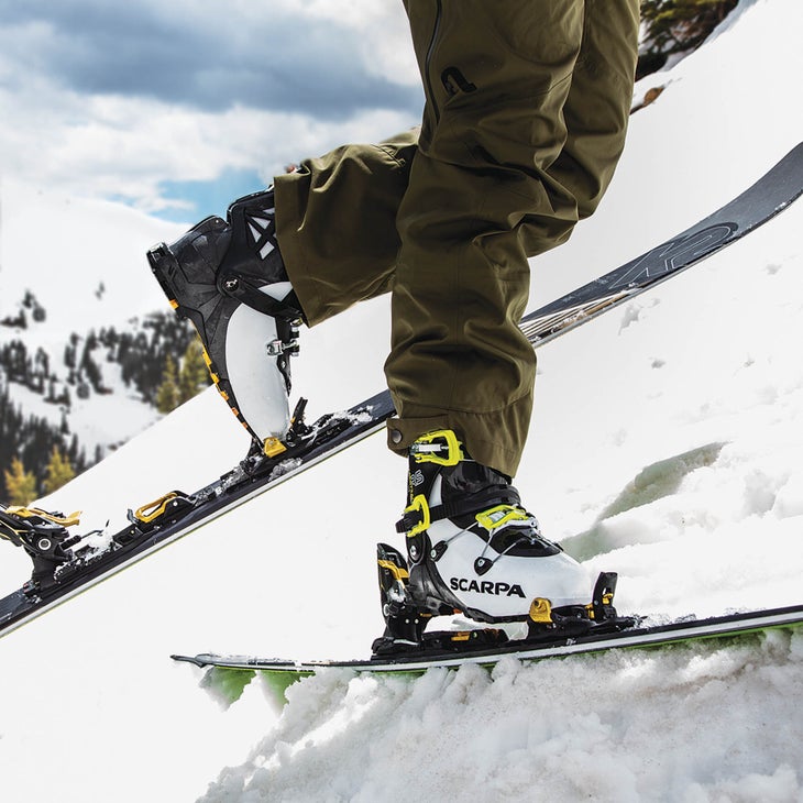 Ski tour - how to master kick turns —