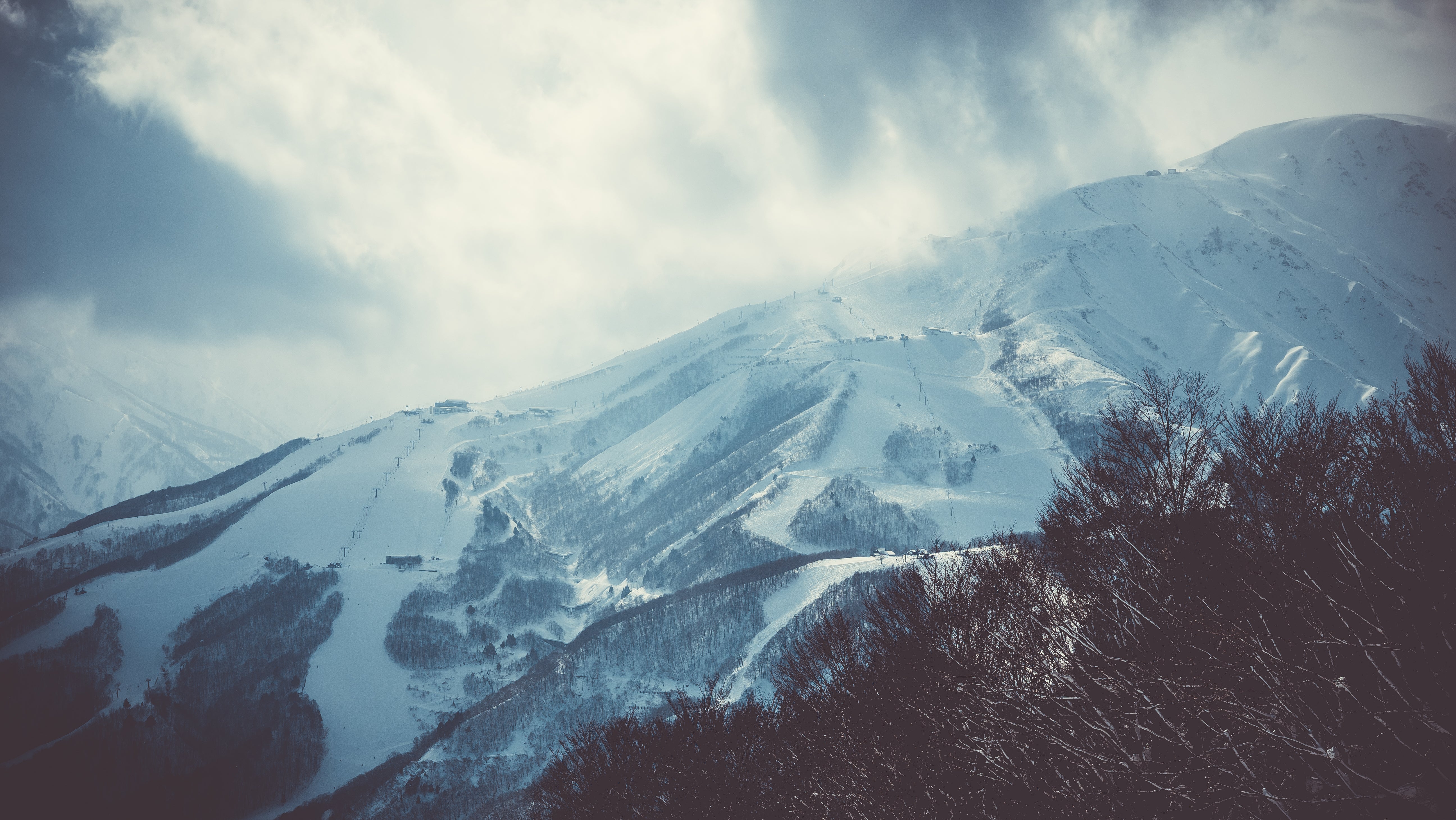 "Hakuba Valley ski area"