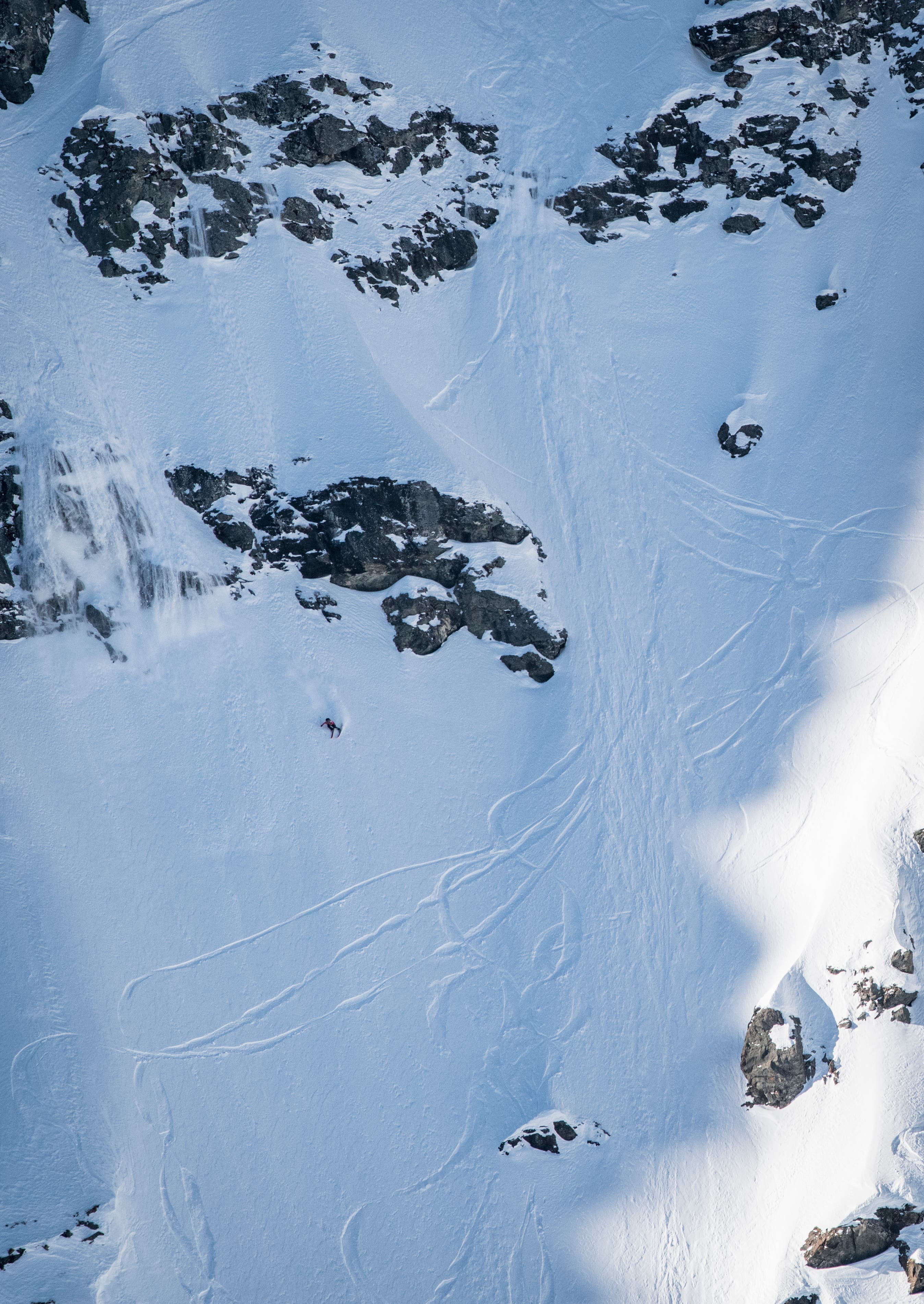 Jacqueline Pollard skiing the Bec