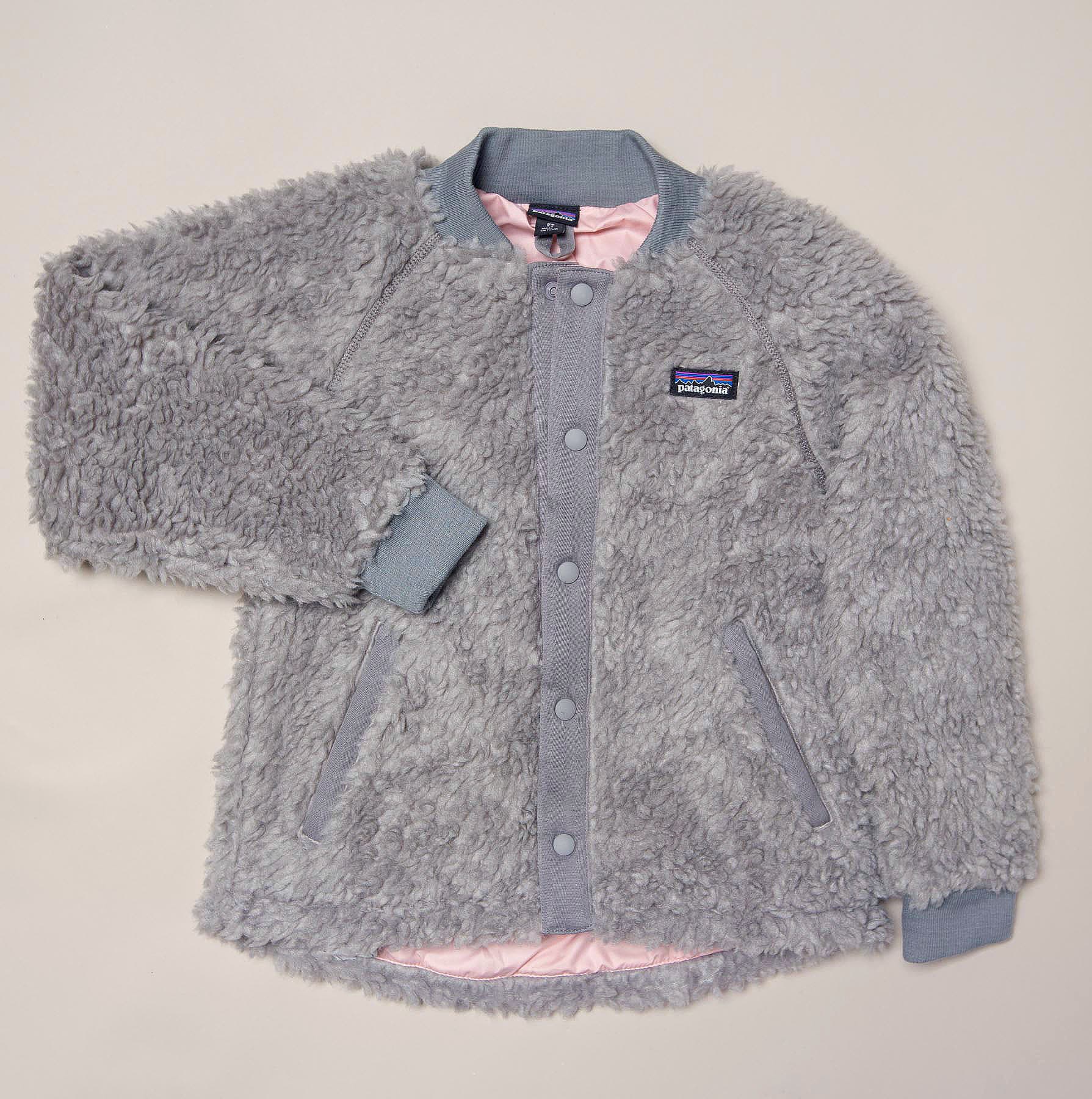 Ski-MountainStyle-Sherpa-w-patagonia-kid Patagonia Girls' Retro-X Fleece Bomber Jacket