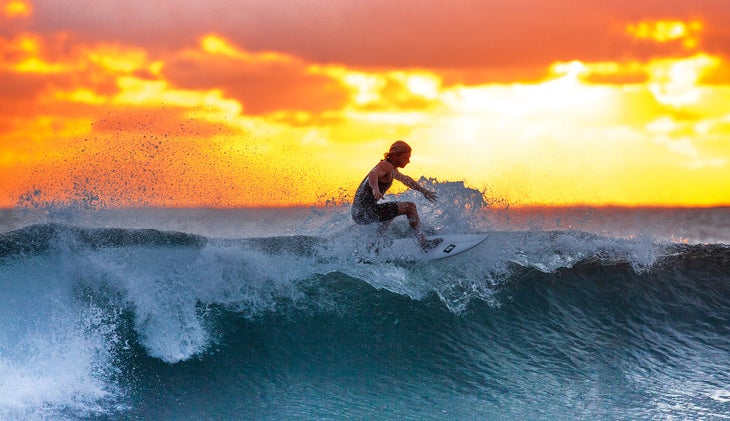surfer-2212948_1920 Cross Training for Skiing: Surfing