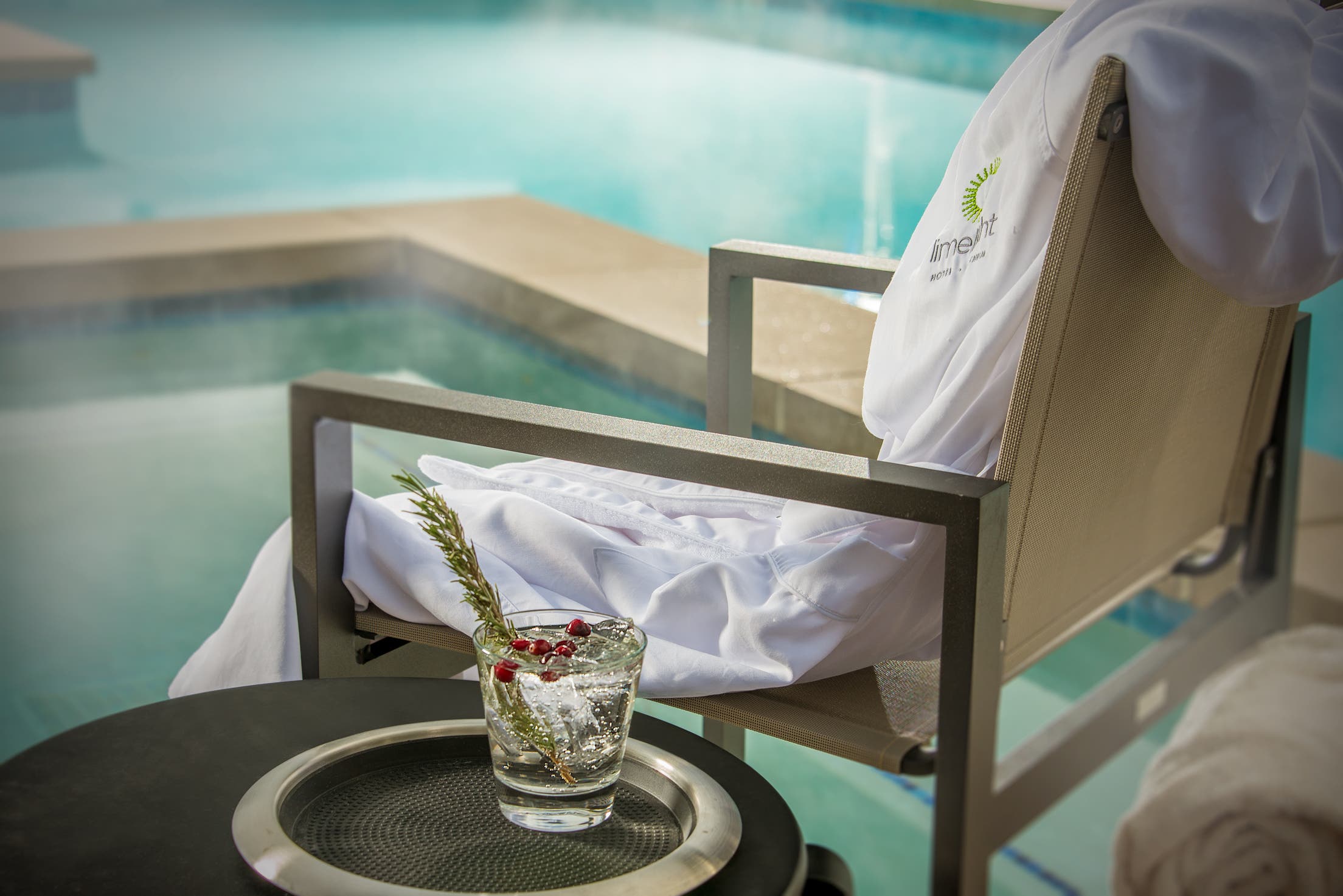 Hot_Pool_Vignette Limelight Hotel Ketchum hot pool.