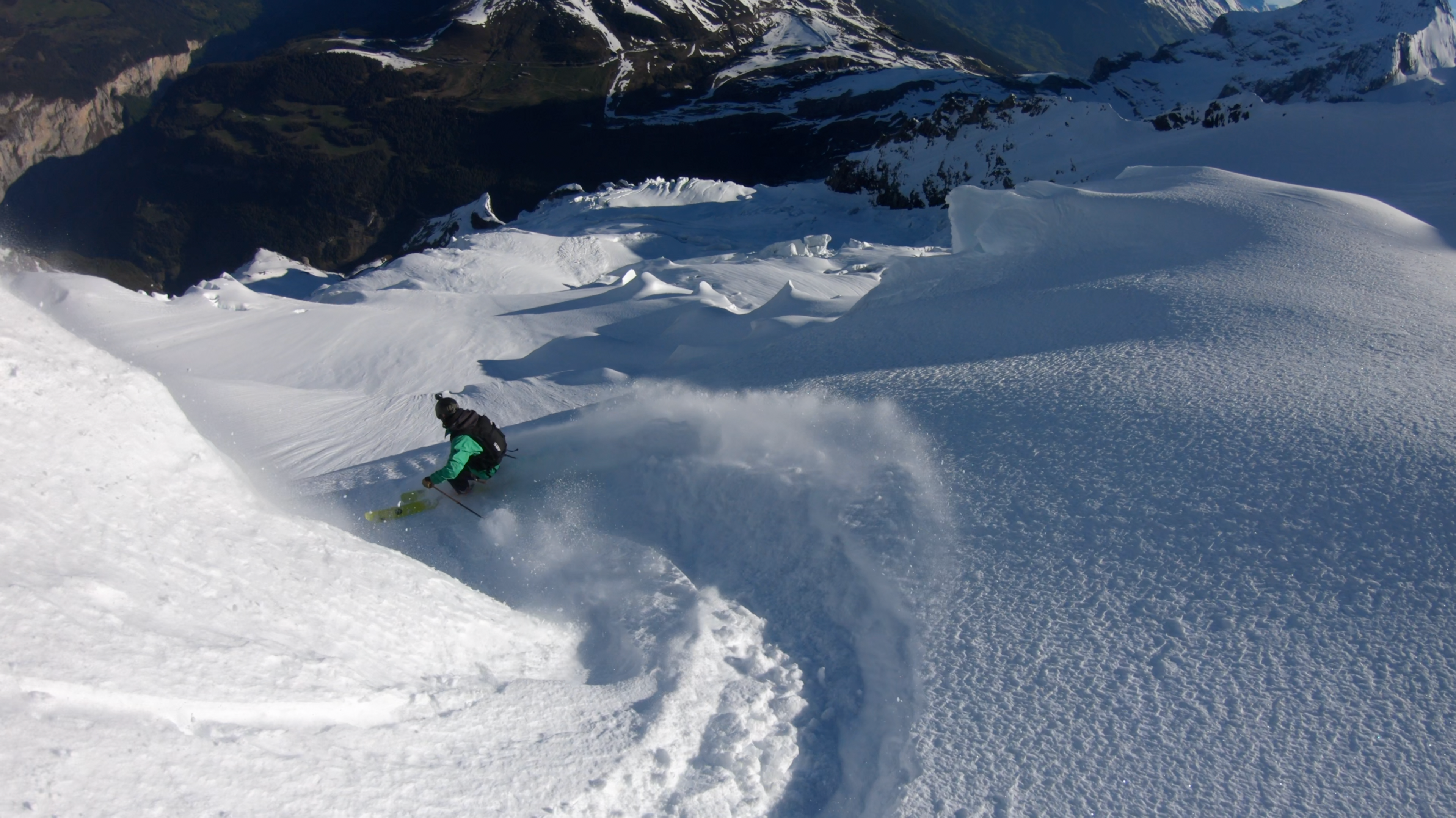 Capture d’écran 2020-01-09 à 11.56.16 Sam Anthamatten skiing in Switzerland