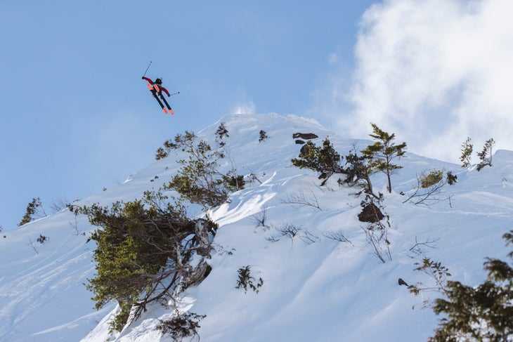 FWT19_HAKUBA_JBERNARD_peiffer-360 Tom Peiffer spins a 360 in Hakuba Japan