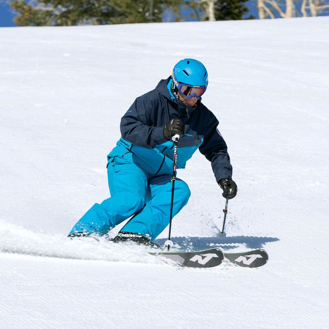 SKI0120-CLI-2-byBaileyLaRue Michael Rogan demonstrating a short swing turn.