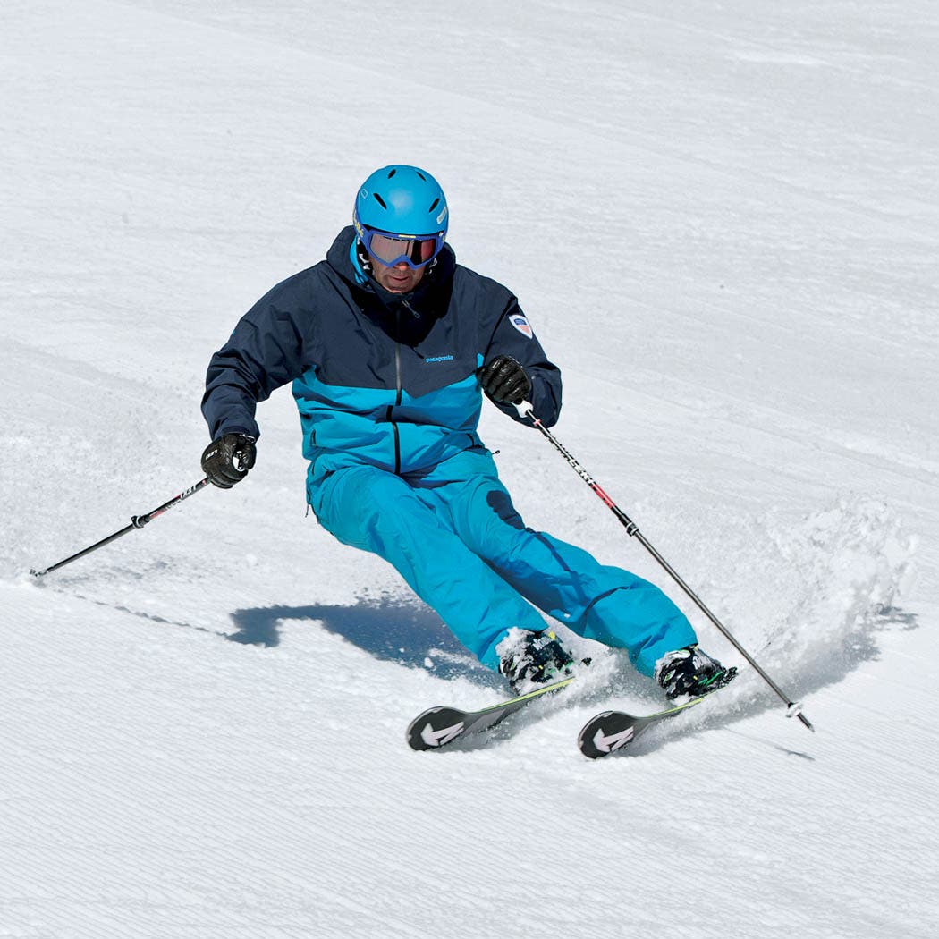Michael Rogan demonstrating a short swing turn.