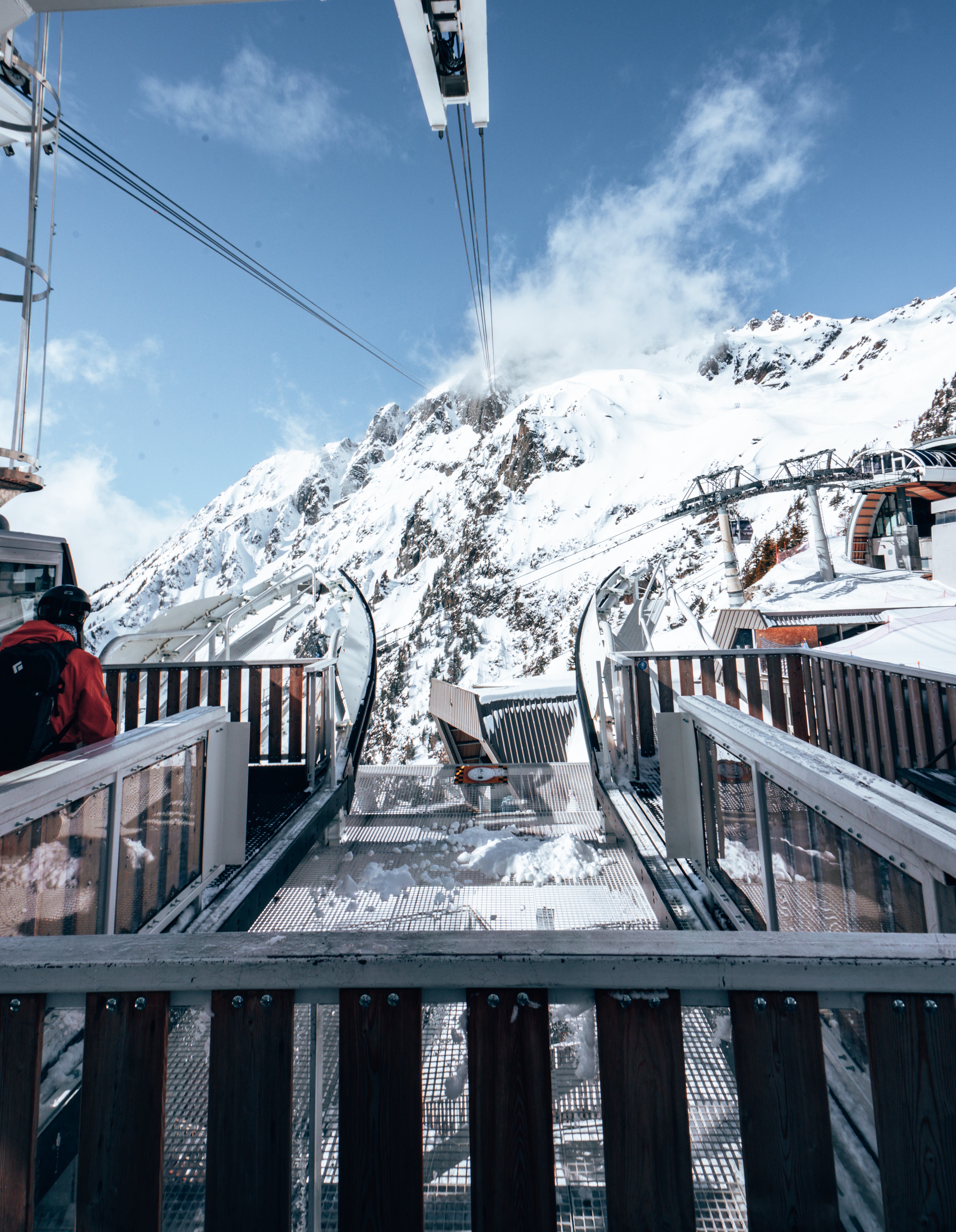 Botti_002 Tram dock in Chamonix